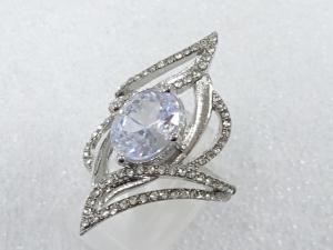 クリスタル　指輪(13号)